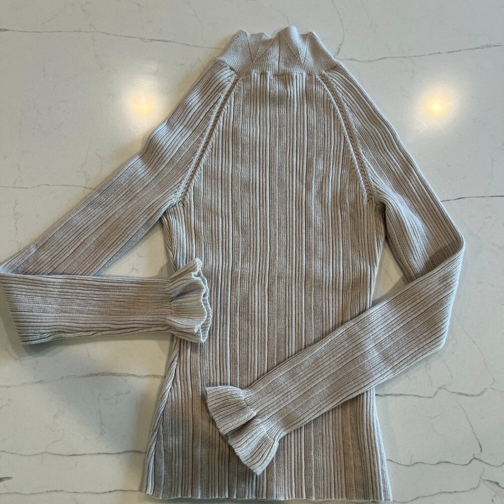 NWOT 100% merino wool light grey sweater from Petite Studio NYC XS X-small - Picture 5 of 8